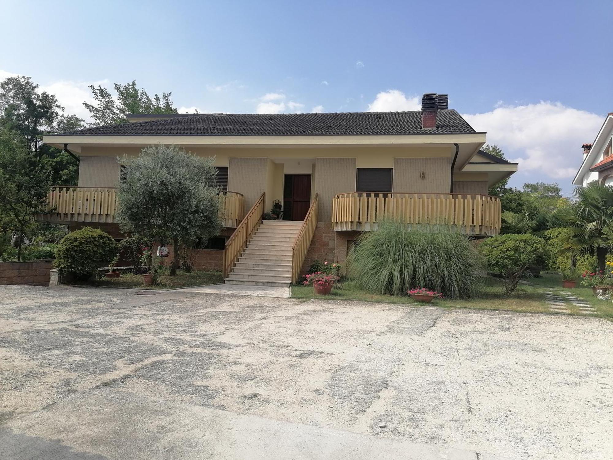 B&B Villaggio Sole Сулмона Екстериор снимка